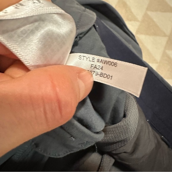 NWOT J crew charcoal steel 770™ Straight-fit tech pant - Picture 5 of 6